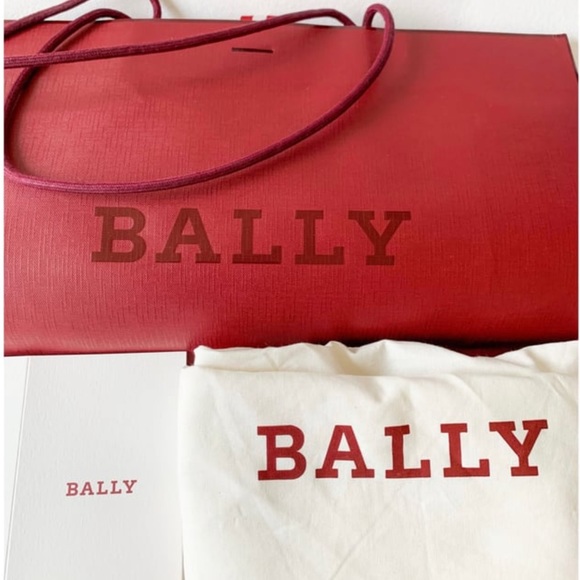 👜 BALLY Ladies Janelle Buckle Shoulder Bag - Picture 10 of 10